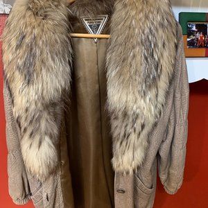 Women's leather overcoat with fur collar J Percy for Marvin Richards